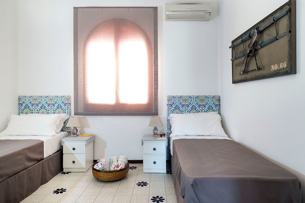 Baia del Riccio en Augusta — bedroom