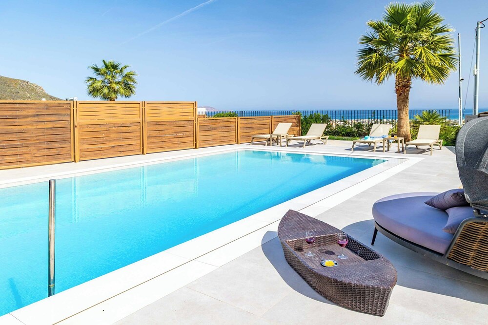 Kamelia Villa 1