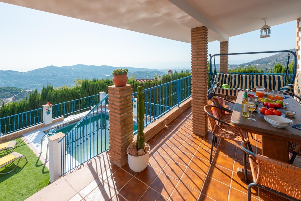 Villa Dorita con Piscina by At Home Costa del Sol