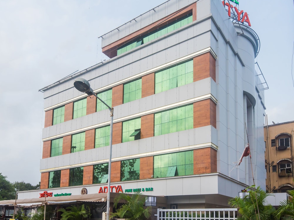 OYO 16718 Hotel Aditya Residency