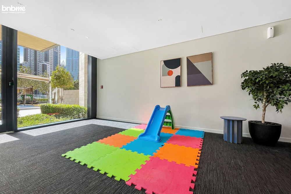 4B-BLVD Heights 2-3801