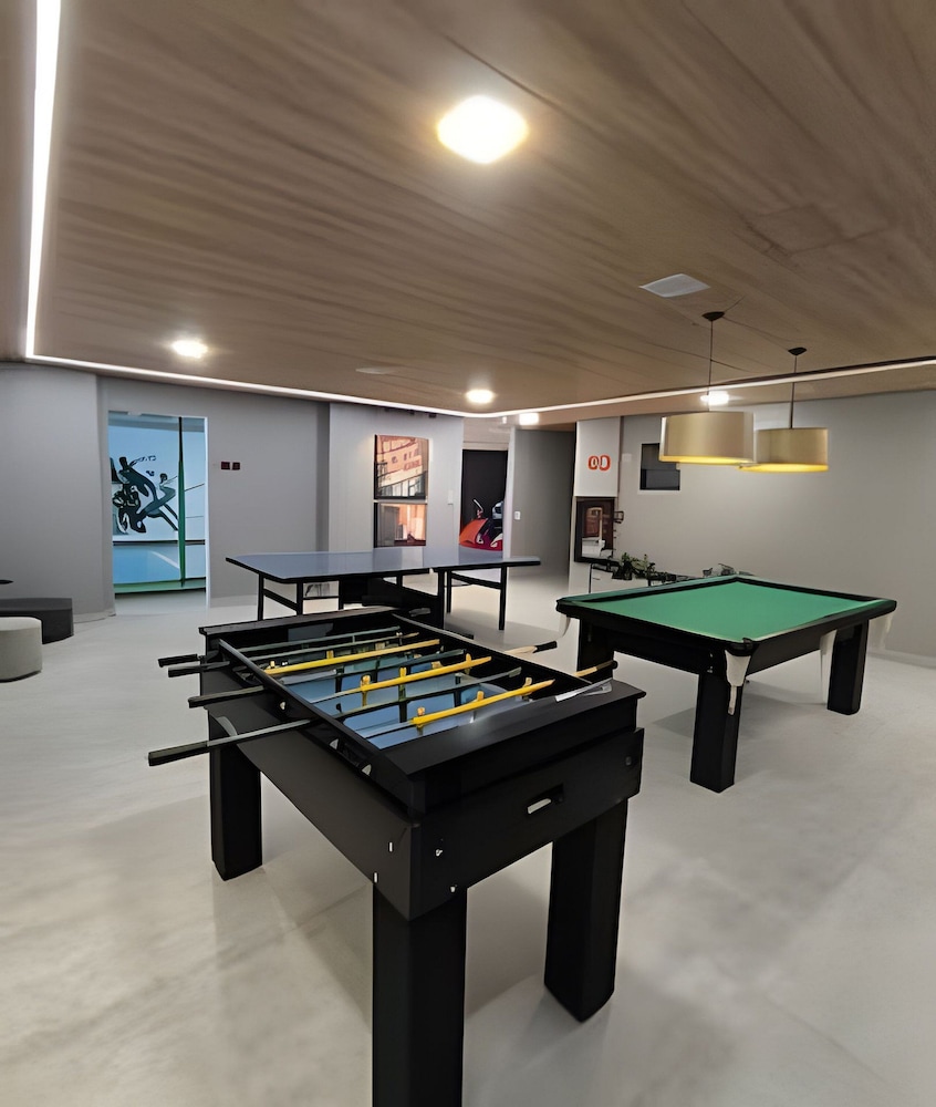 Studio Design 3 - Lions