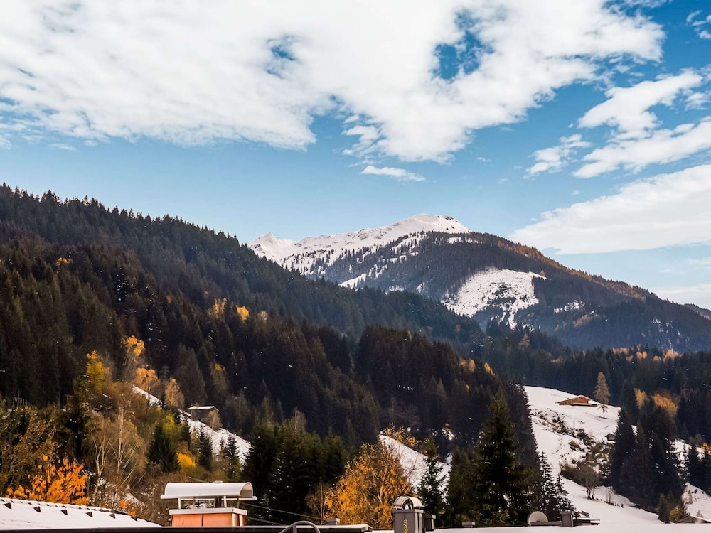 Chalet in Jochberg Near Thurn Pass Skiing view 4