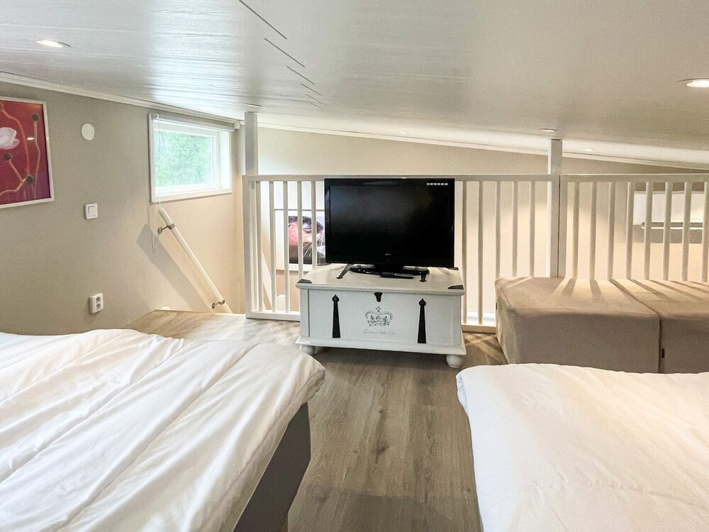 6 Person Holiday Home in Monsteras