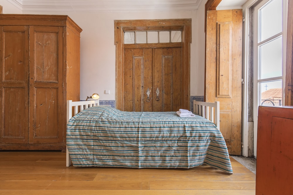 Alfama Chic 4 view 5