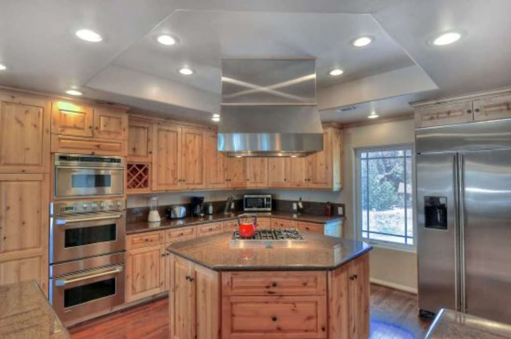 Boulder Bay Lodge by Avantstay Boulder Bay Home w Hot Tub Large Patio Game Room