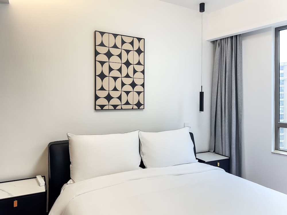 Tyms 2BR Apt Gubei CBD Near Takashimaya