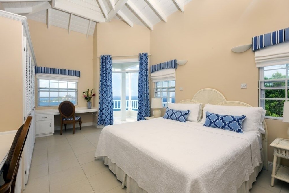 Brise De Mer - Villa With Captivating Views Of The Caribbean Sea 4 Bedroom Villa by RedAwning view 3