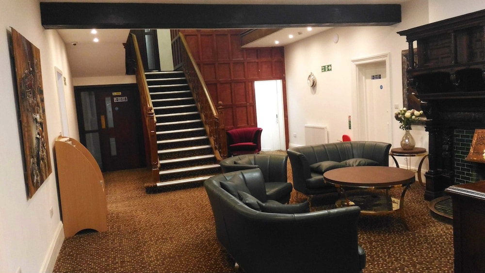 Crawley Vacations - Trivelles Gatwick - Property Image 5