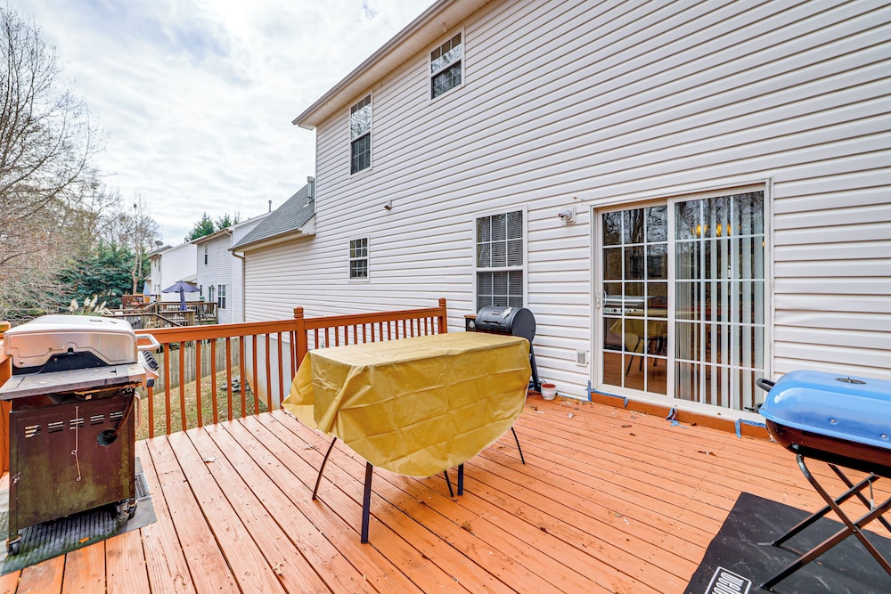 Wooded Trail On-site, Spacious Simpsonville Home