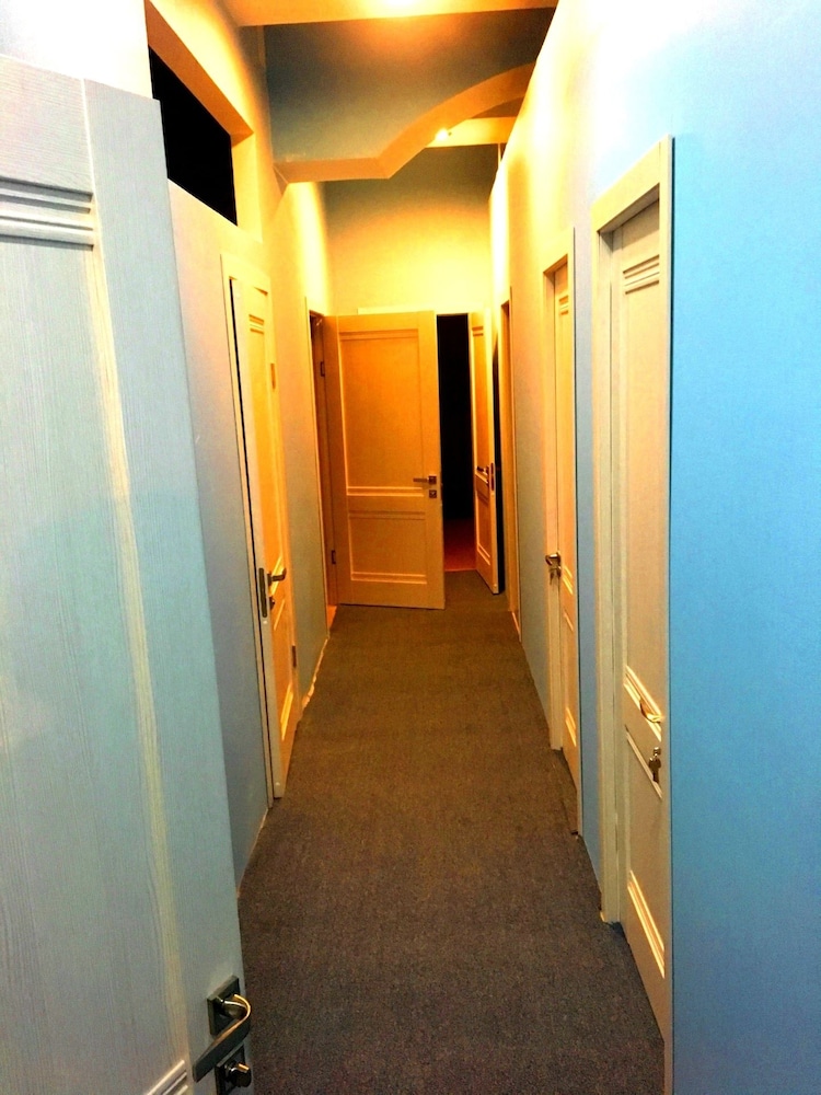 Apelsin Hostel Almaty