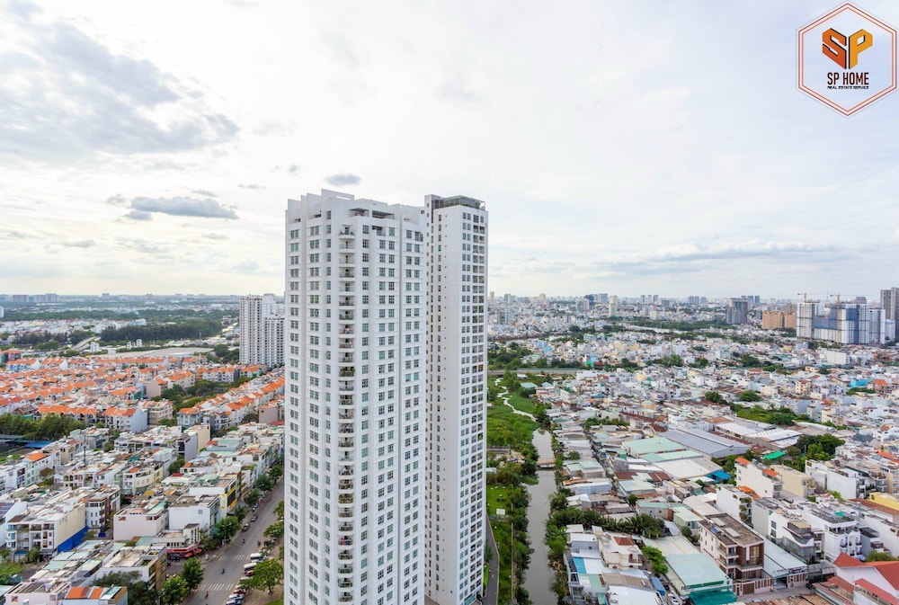 Sunrise City Luxury Apartment Quan 7