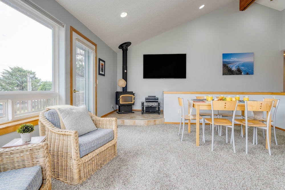 Bella Sol by Avantstay Ocean Views Game Room