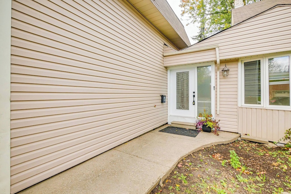 3 Bedroom House Brampton Toronto Canada