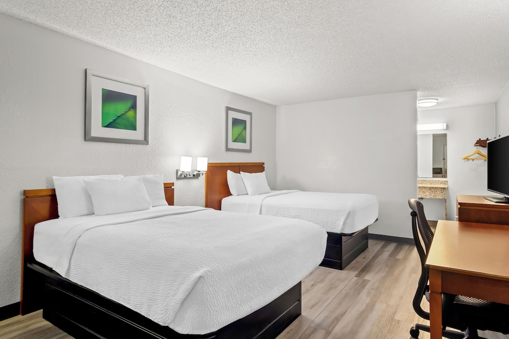 Homestay Inn & Suites