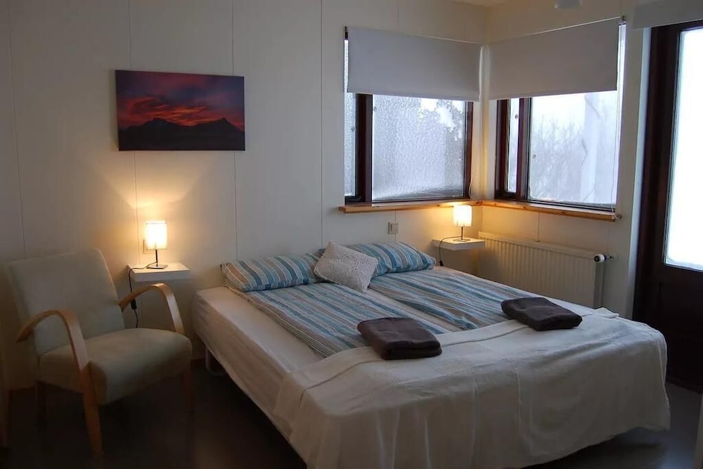 Móar Guesthouse view 3