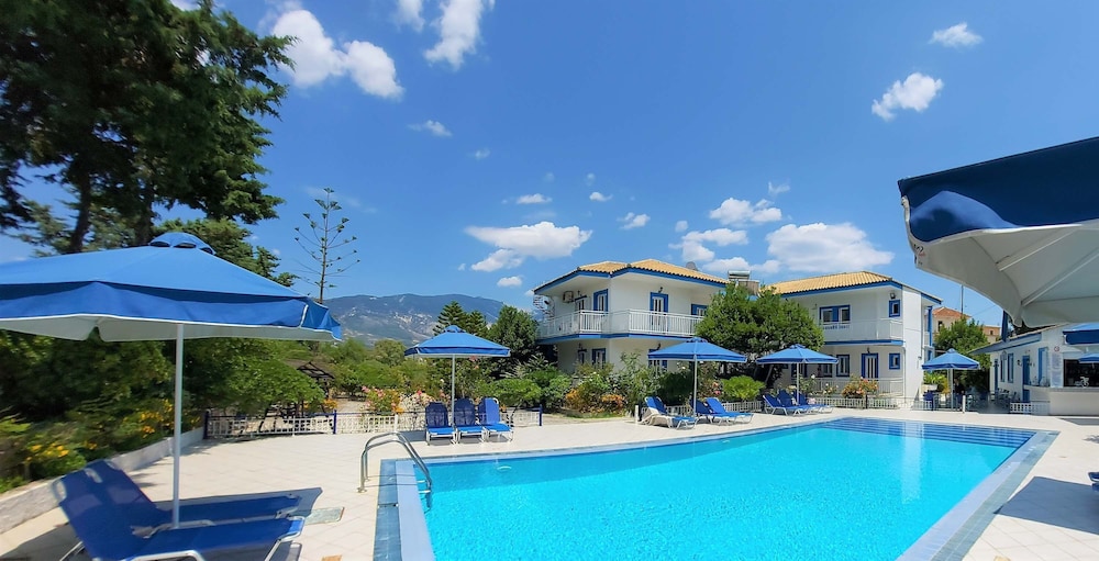 Blue White Apartments - Traditional Village House