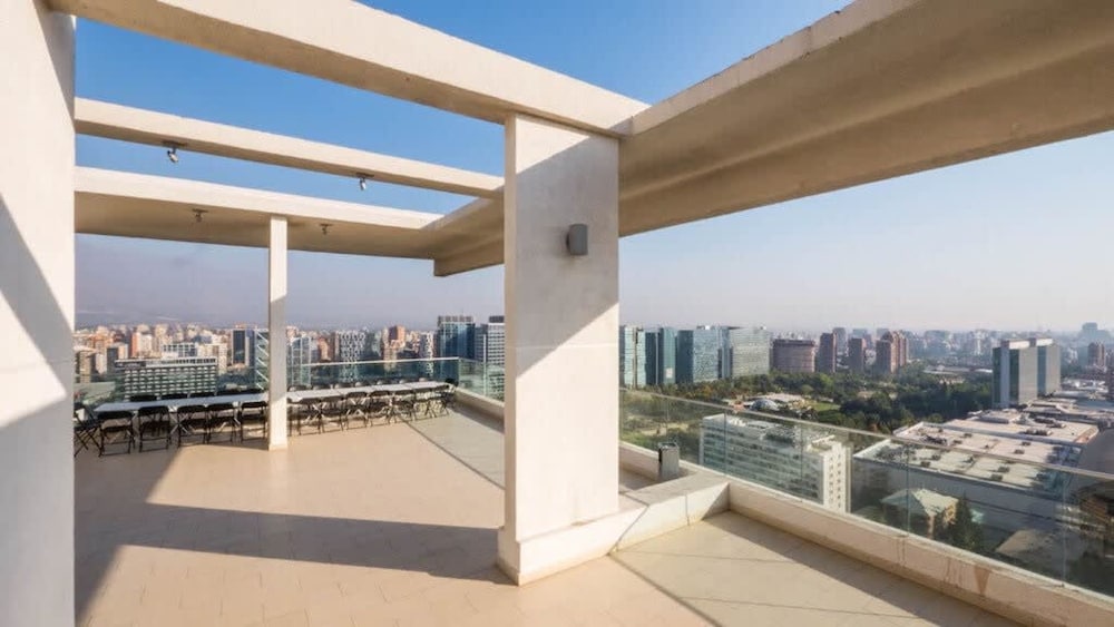 Kennedy Modern 2 Bed Apt in Las Condes