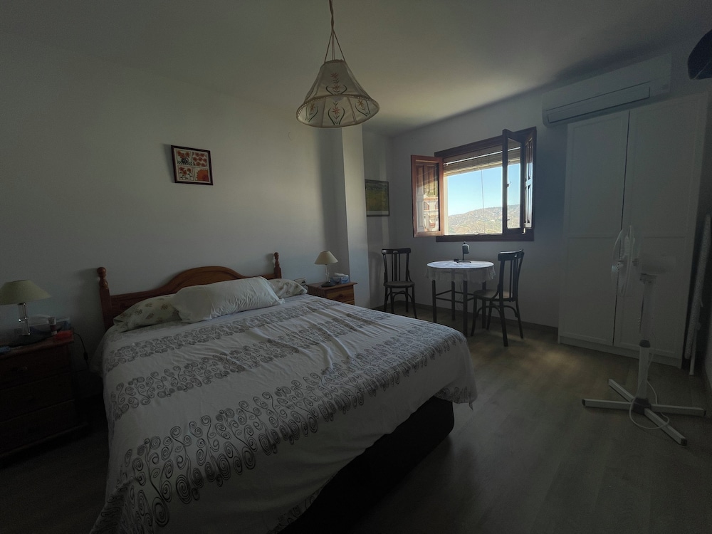 Cd-2063 Three Bedroom With Roof Terrace