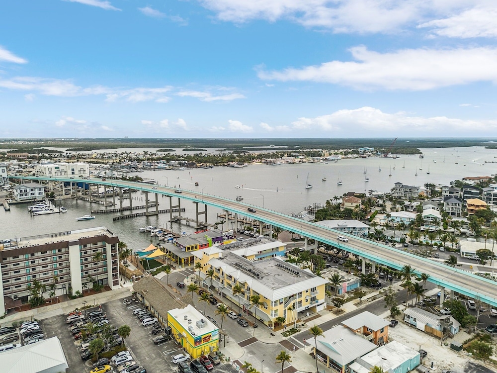 Harbour House at the Inn Unit 205 by RedAwning