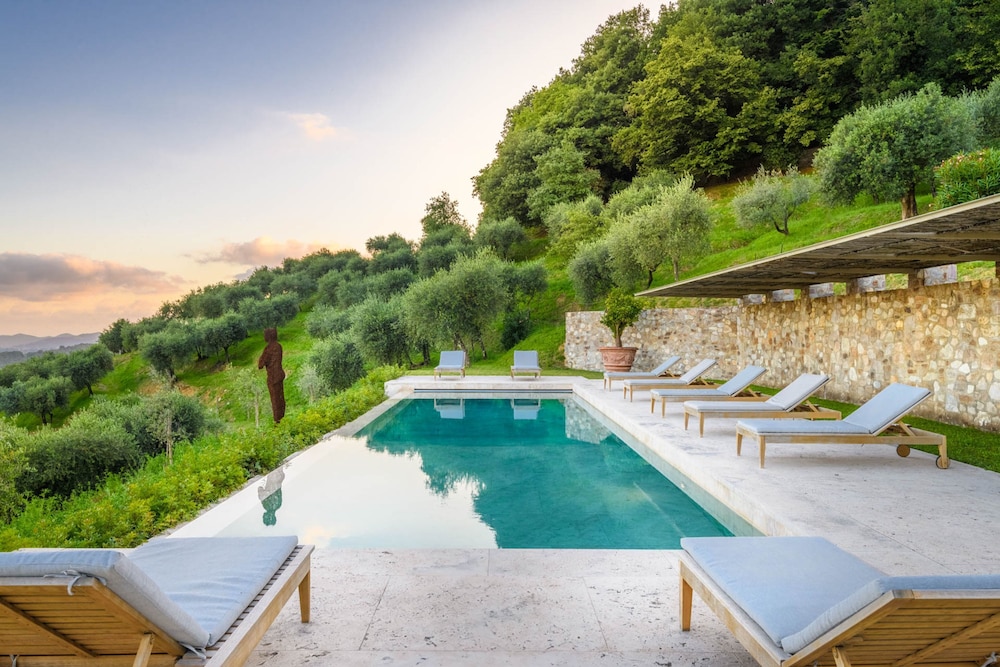 Villa Sunset in Lucca