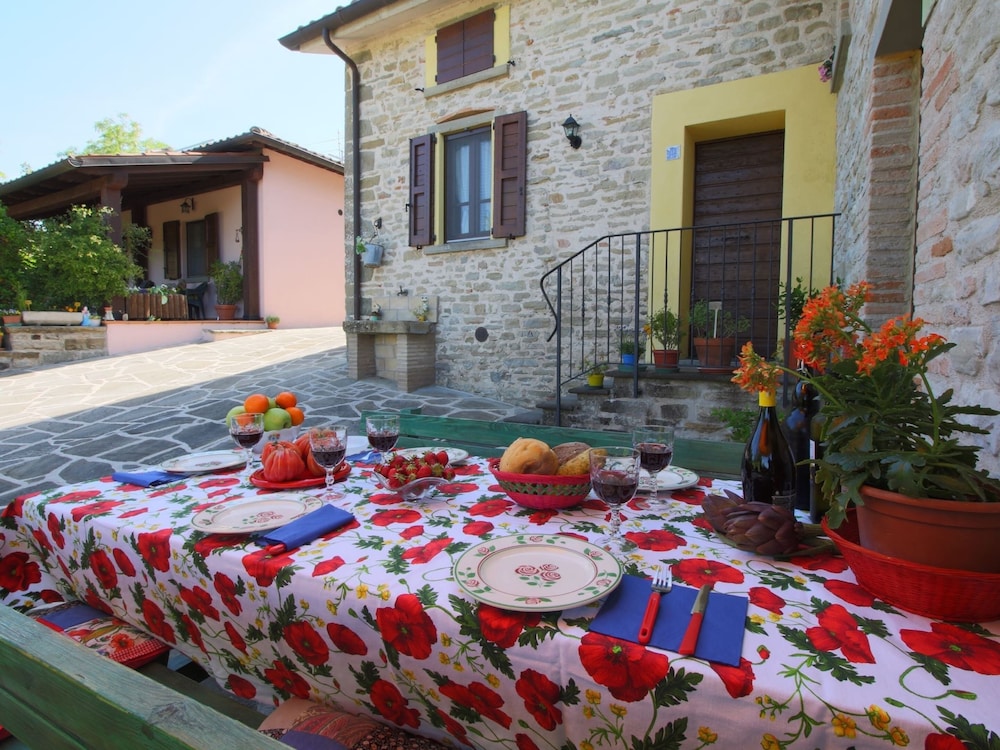 Cottage in Marche Near Ski Slopes view 4