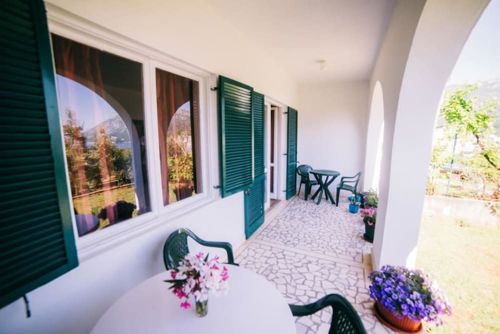 Becici Sunset home