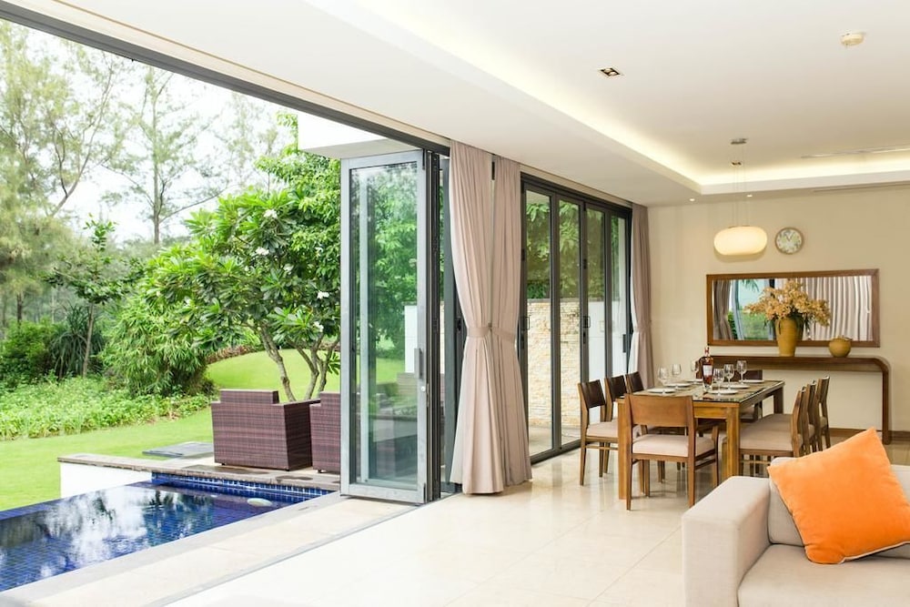 Ocean Villas Beach Resort