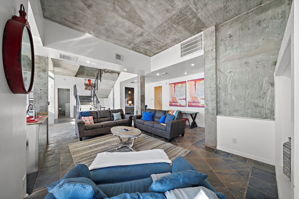 Oceanfront Experience by Ryson Vacation Rentals