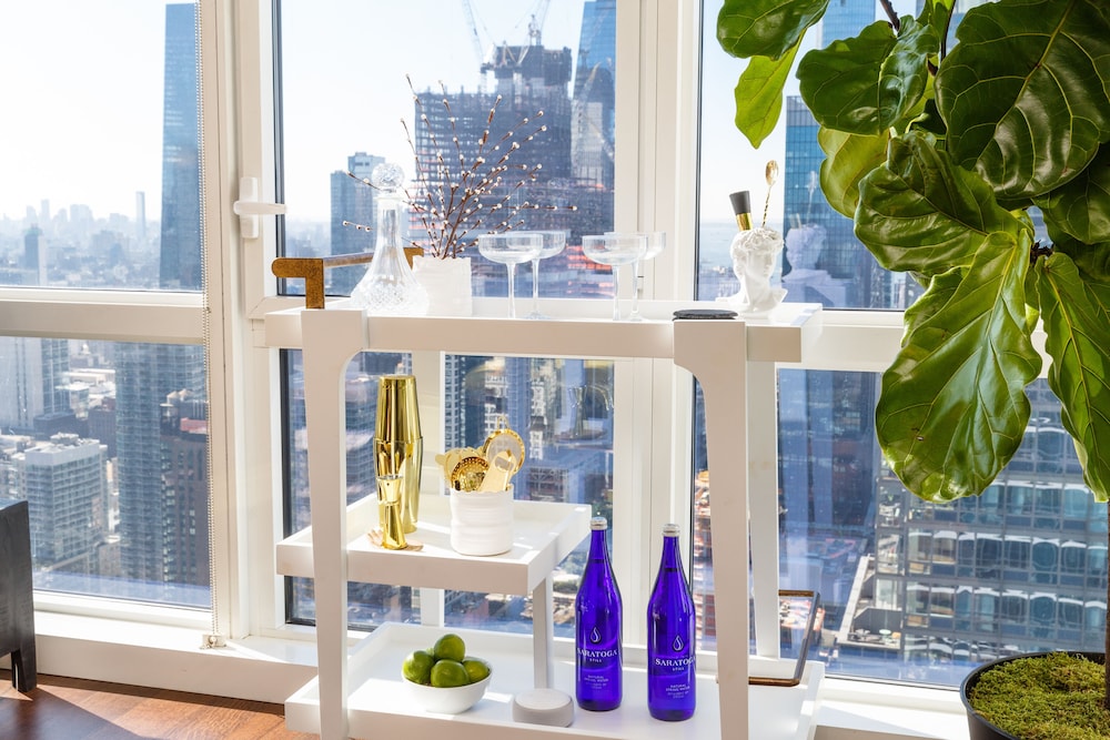 Ny Finest Luxury Apartment