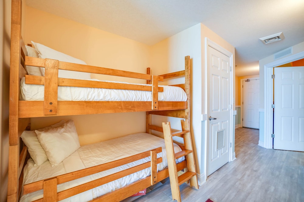 Calypso Beach Resort by Panhandle Getaways