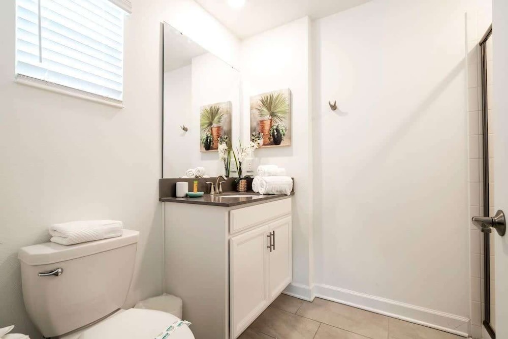 Gorgeous 4 Bd w/ Pool at Storey Lake Resort 4277