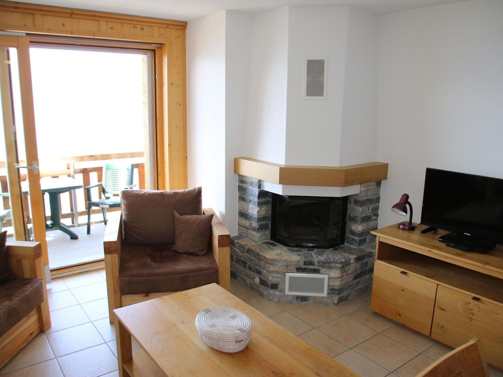 Apartment in Veysonnaz Near Ski Lift
