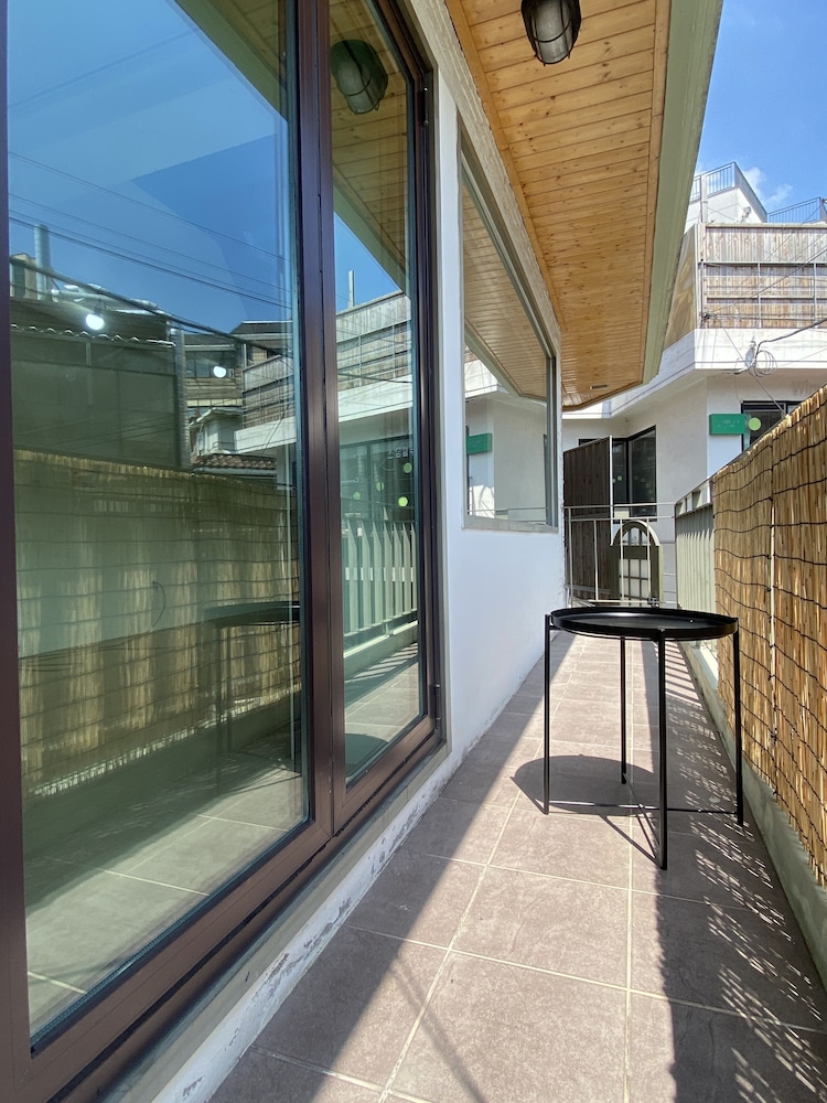 Hongdae Private Guesthouse