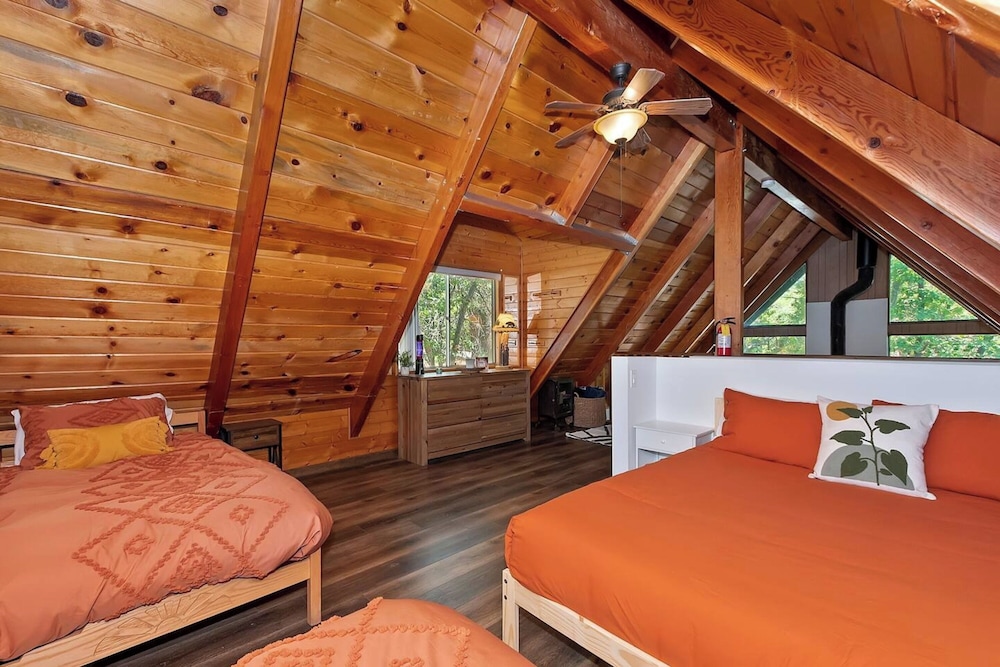 Alpine A-frame Tranquil Retreat in Big Bear Lake!