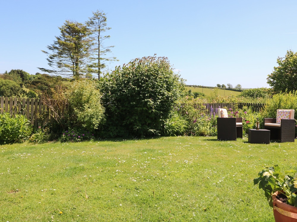3 Rock Cottages