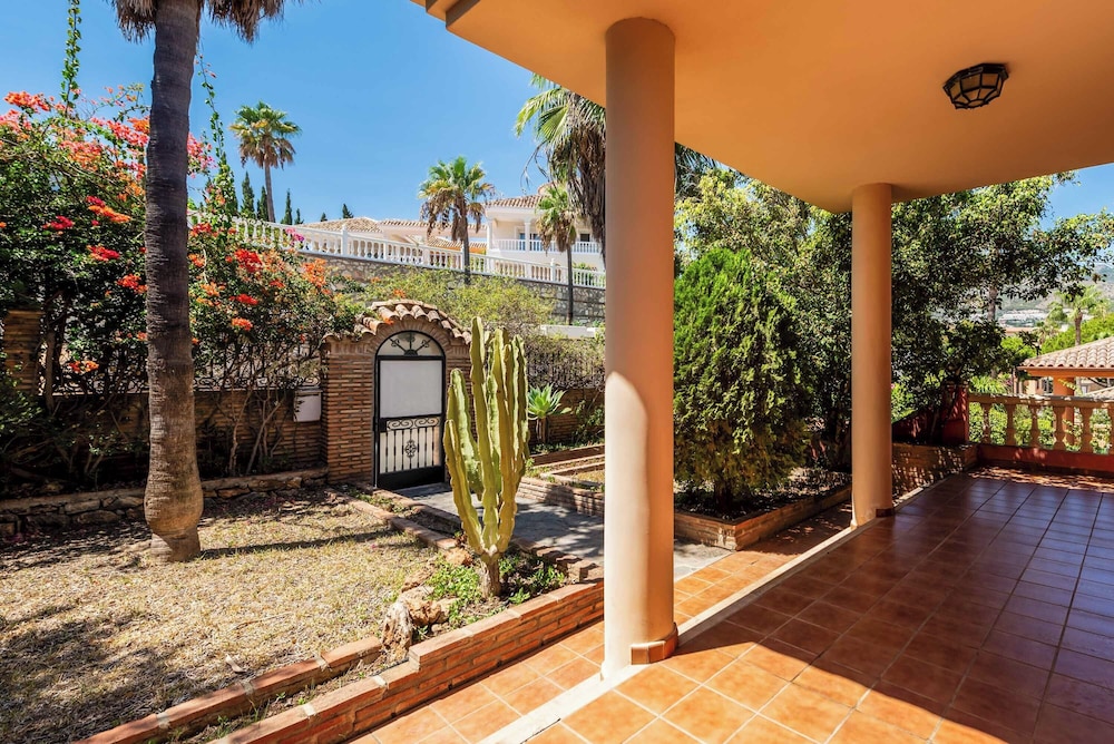 Villa Torrequebrada