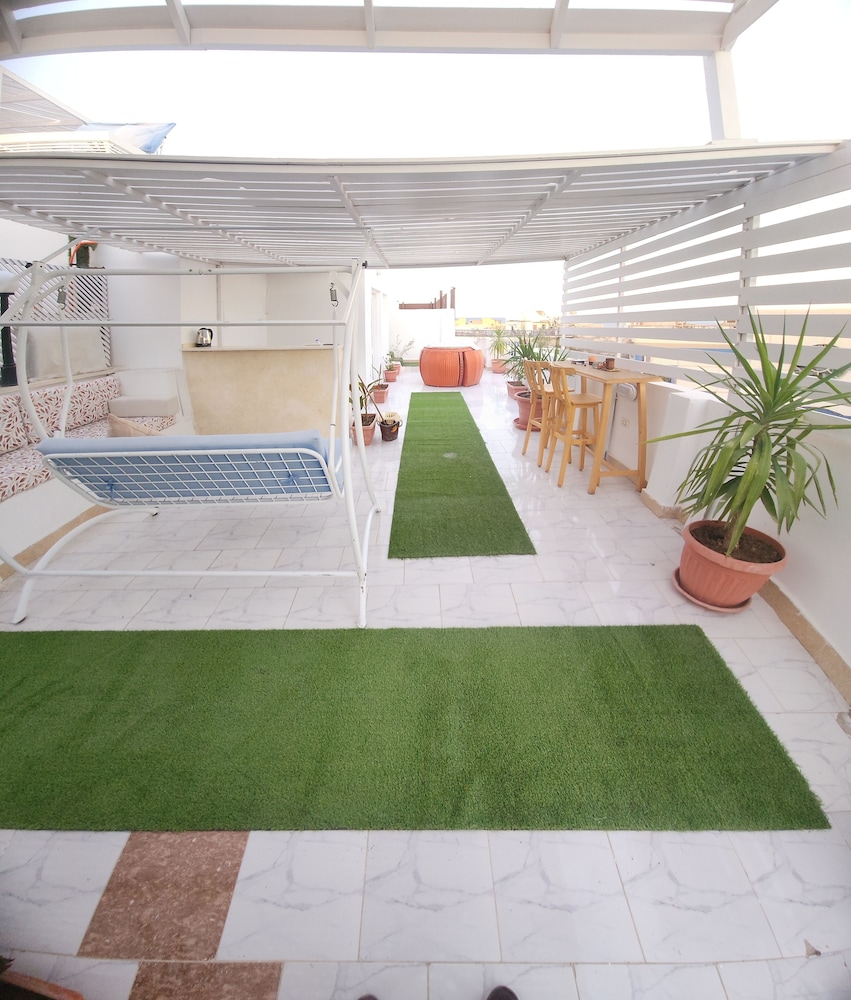 White Roof - Hurghada