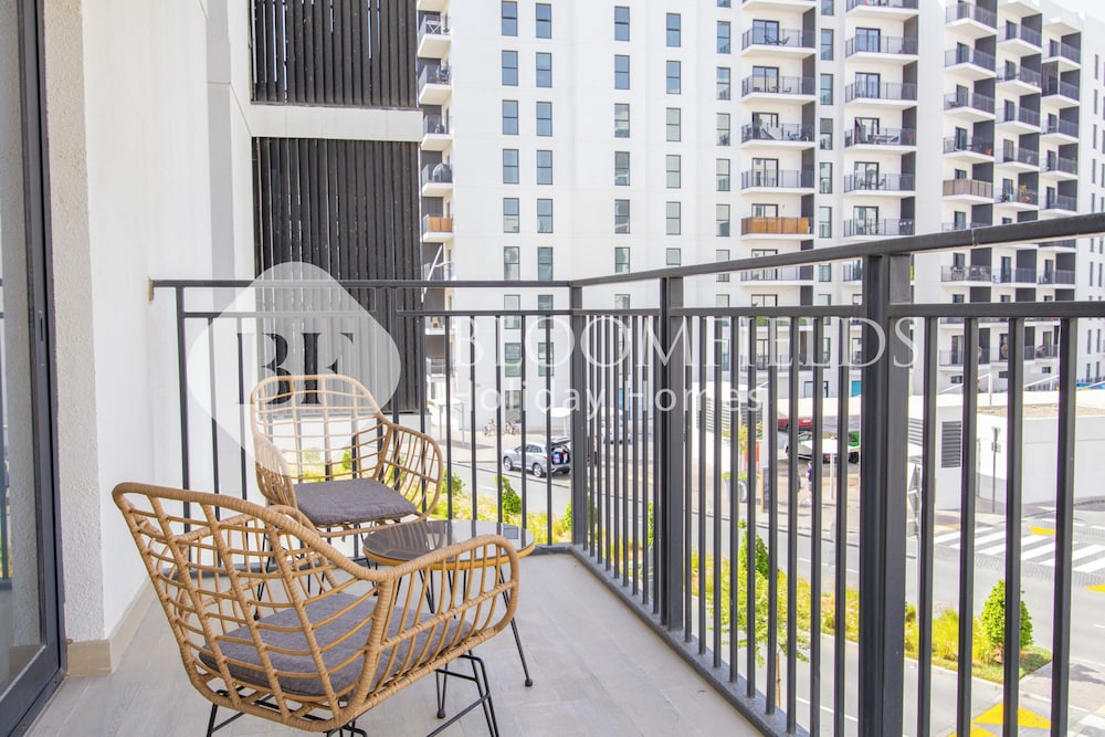 Bloomfields Spacious 1Br Water's Edge