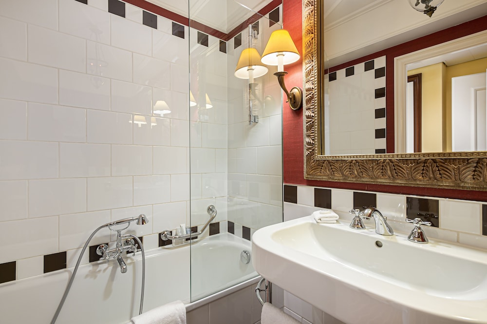 Geneva Vacations - Hotel Kipling - Property Image 8