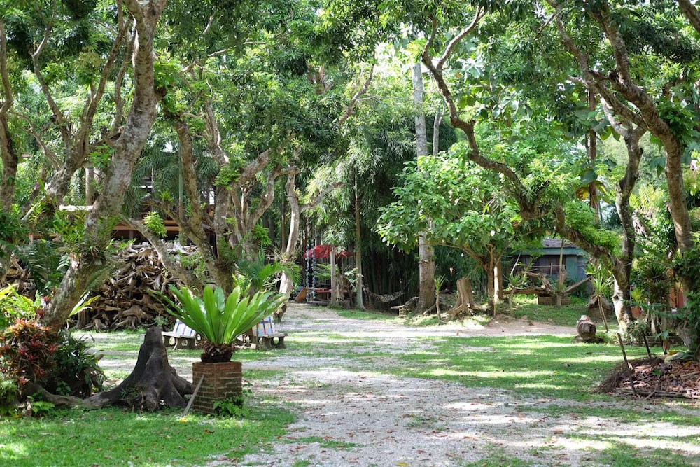 Baan Suan Auy Kham