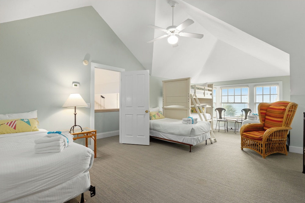 A Winterpast by the Sea - Gulf Front on 30A With Private Pool!