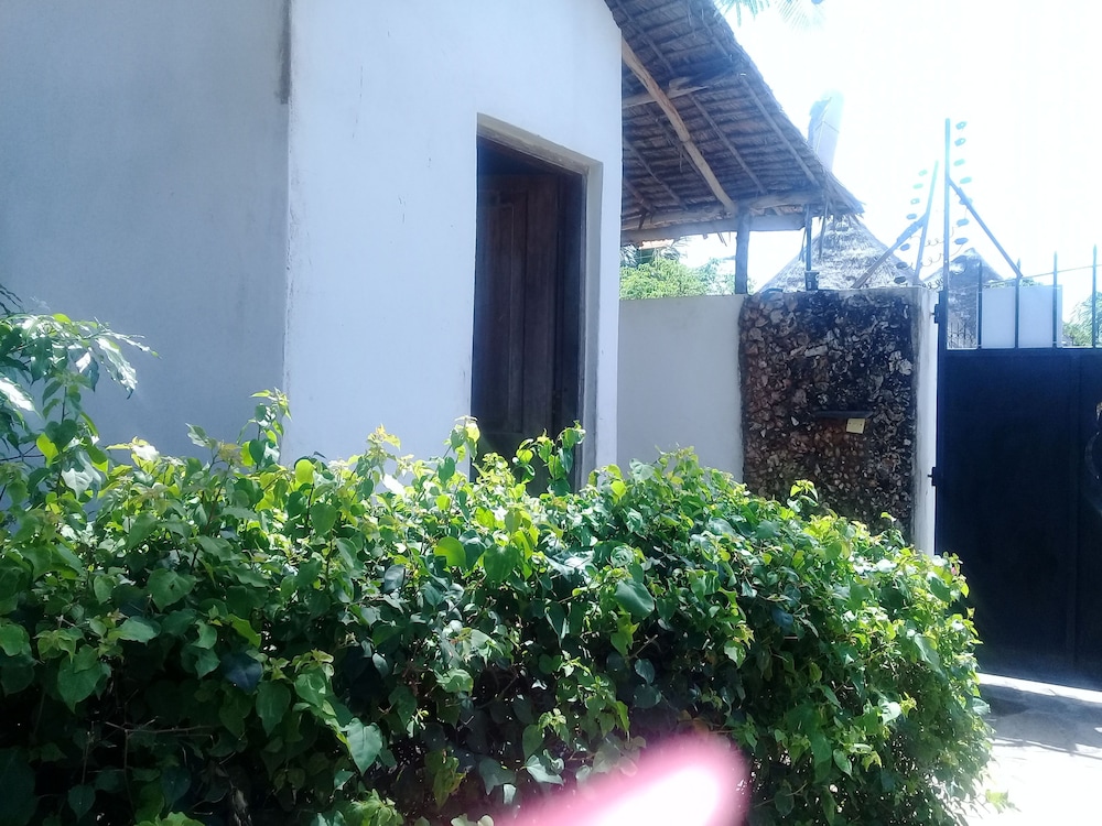 Johari Villas