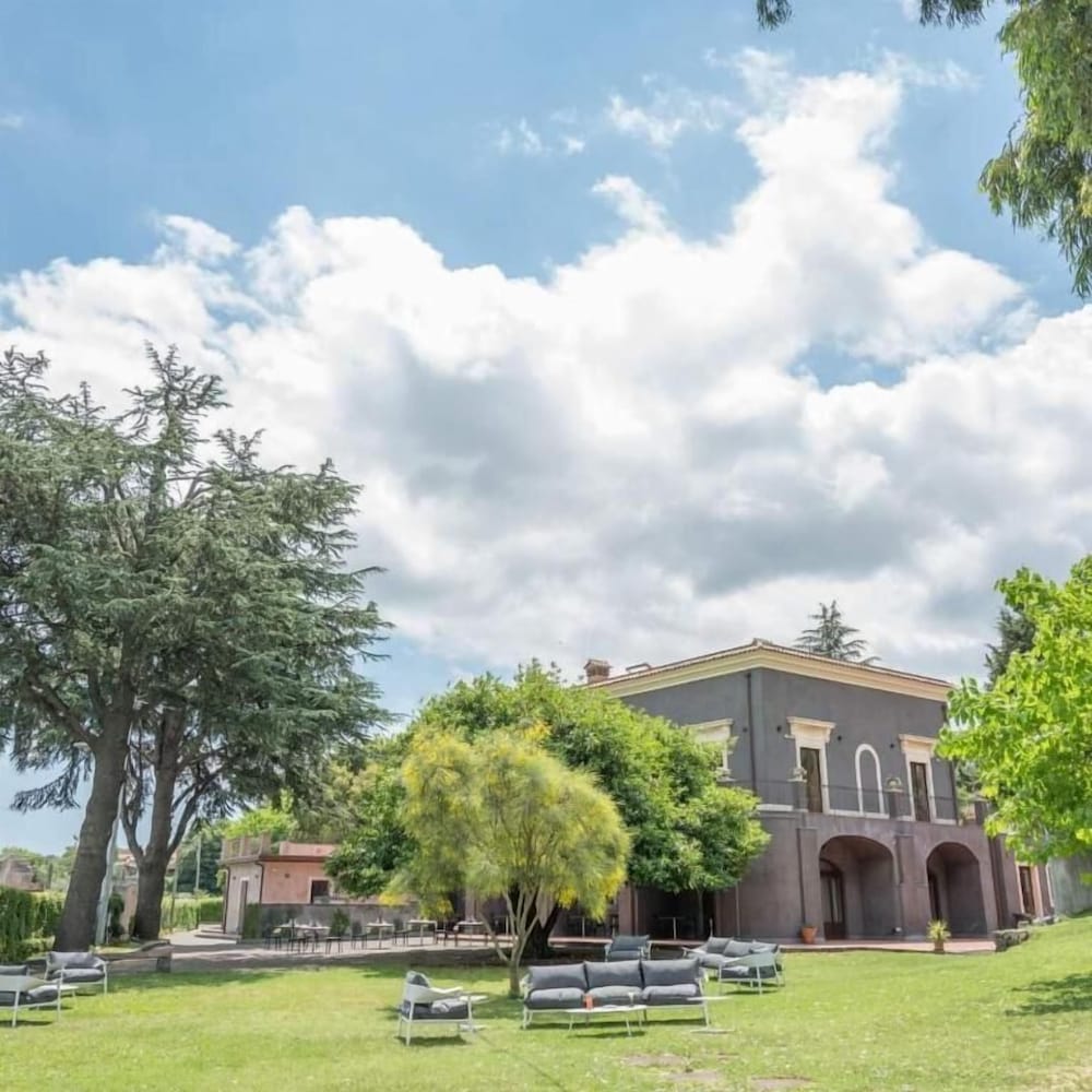 Santoro Country House view 2