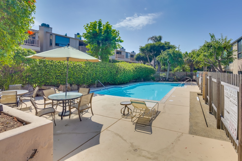 Solana Beach Condo w/ Community Pool, Beach Access