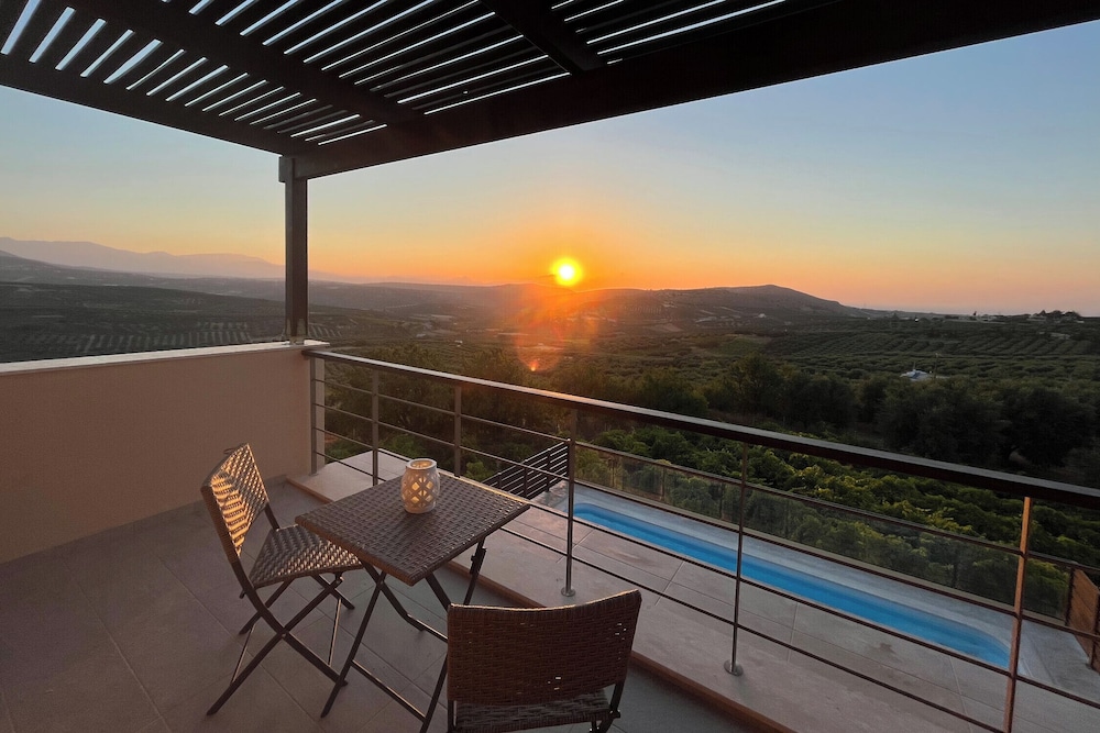 Brand new luxury Villa Dafne Heated pool