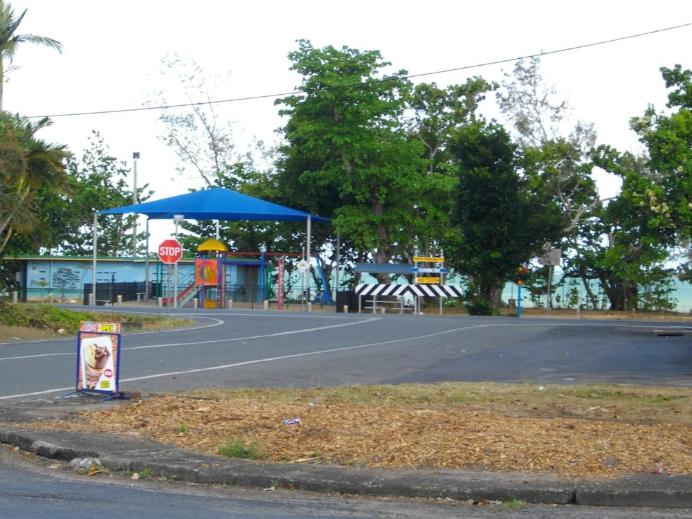 Kurrmine Beach Motel