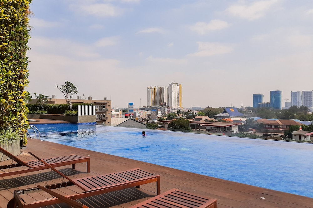 Good Choice and Elegant Studio Apartment Springwood Residence Tangerang