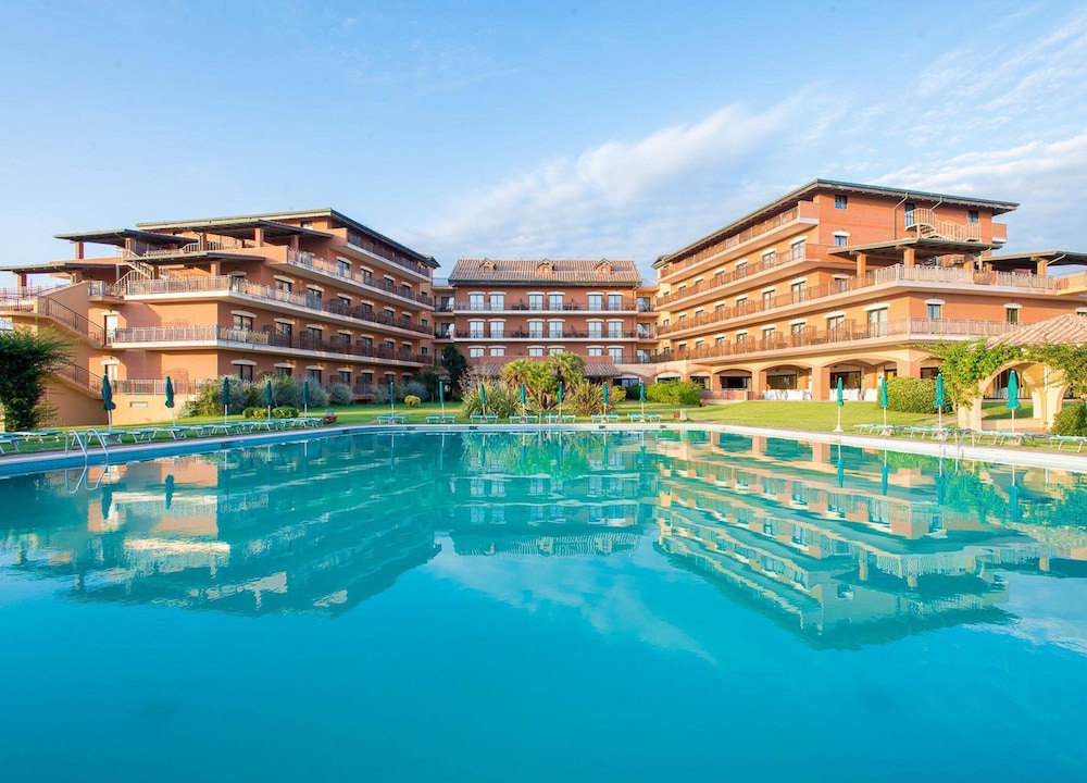 Hotel Resort Marina di Castello Golf & SPA - Image 1