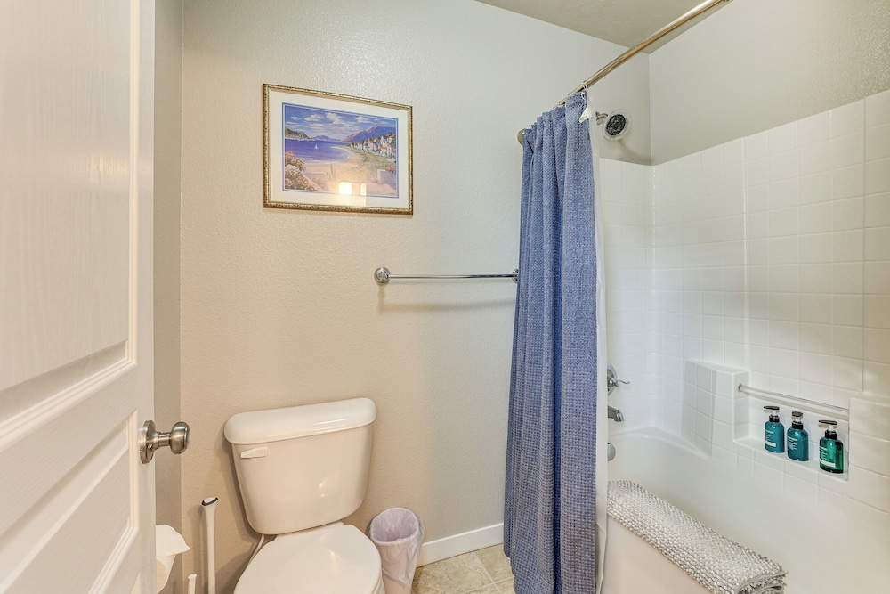 Kuna Group Getaway w/ Patio & Grill